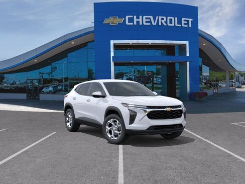 New 2026 Chevrolet Trax LS FWD image 25