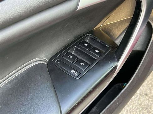 Used 2013 Buick Regal Premium image 16