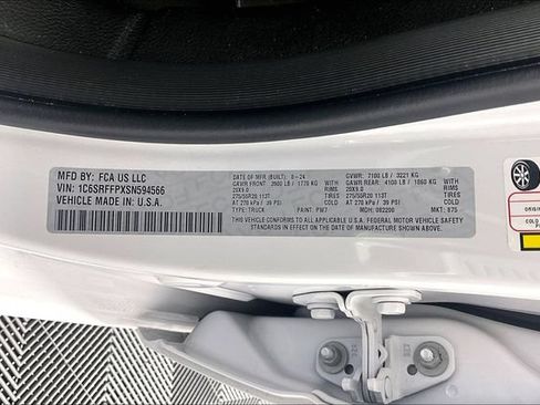 Used 2025 RAM 1500 Lone Star AWD/4WD image 32