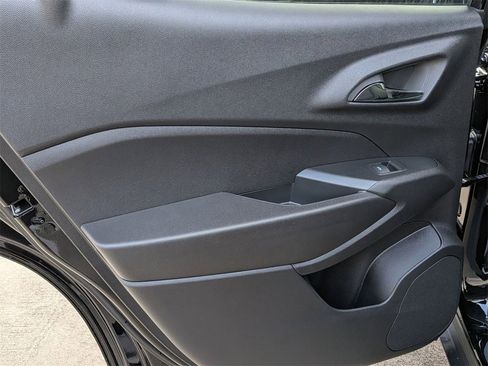 New 2026 Chevrolet Trax LT w/ Driver Confidence Package image 19