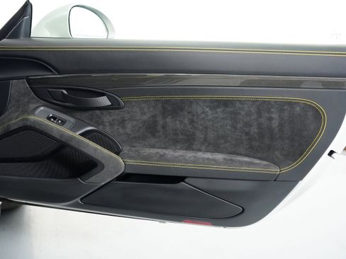 Used 2019 Porsche 911 GT2 RS image 47