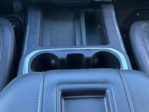 Used 2021 GMC Sierra 1500 AT4 w/ AT4 Preferred Package AWD/4WD image 6