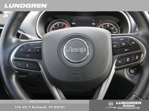 Used 2021 Jeep Cherokee Limited w/ Mopar Interior Package AWD/4WD image 42