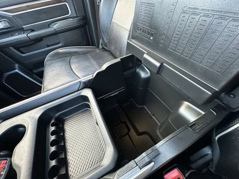 Used 2022 RAM 3500 Laramie image 35