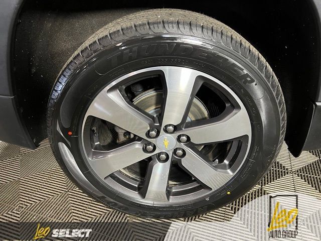 Used 2021 Chevrolet Traverse LT w/ LT Premium Package AWD/4WD image 31