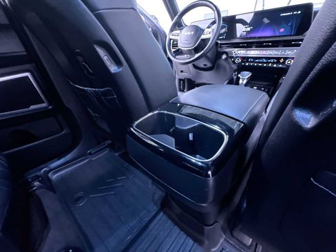 Used 2024 Kia Telluride EX X-Line AWD/4WD image 32