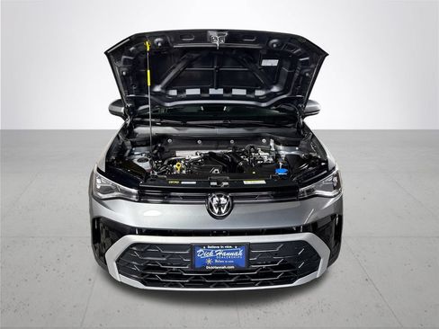 Certified 2025 Volkswagen Taos SE AWD/4WD image 23