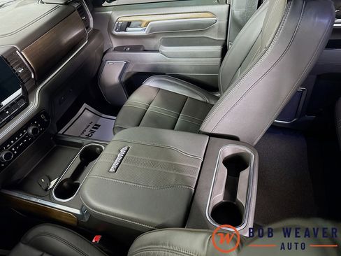 Used 2025 Chevrolet Silverado 2500 High Country image 24