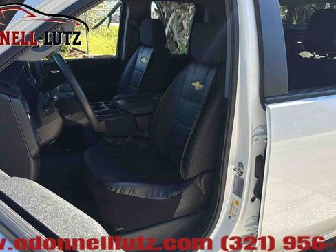 Used 2024 Chevrolet Silverado 2500 Custom w/ Custom Convenience Package image 12