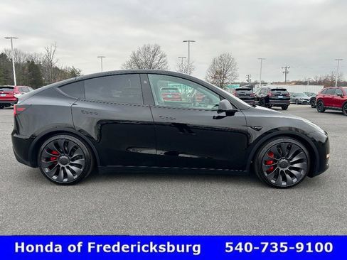 Used 2024 Tesla Model Y Performance image 7