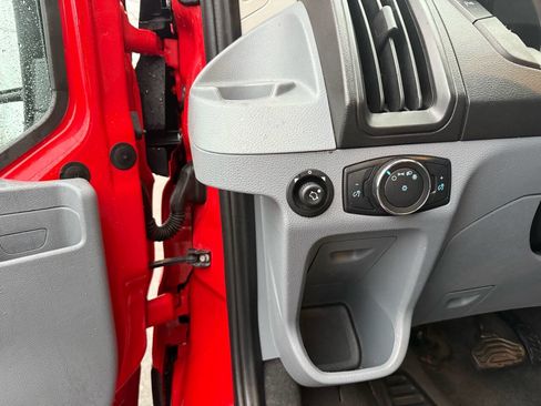 Used 2018 Ford Transit 350 XLT image 47