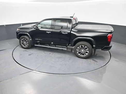 Used 2023 GMC Canyon Denali image 34