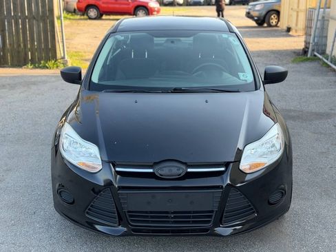 Used 2014 Ford Focus S FWD image 4