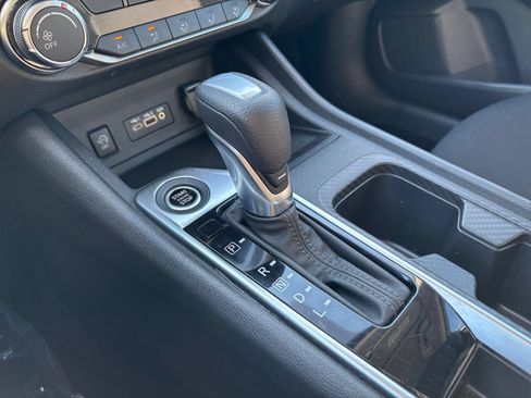 Used 2025 Nissan Sentra SV FWD image 37