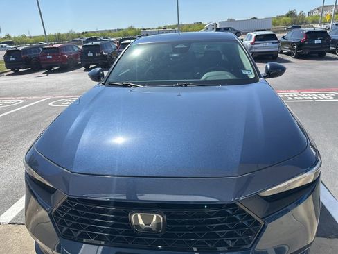 Used 2024 Honda Accord EX image 2
