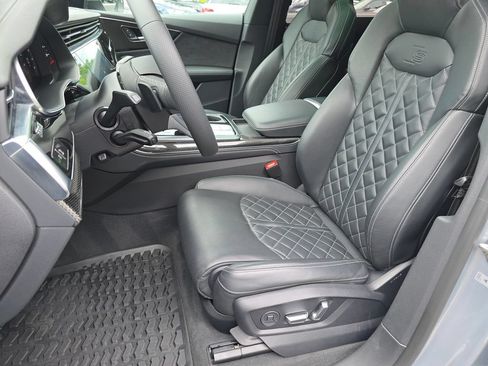 Certified 2023 Audi SQ8 Premium Plus w/ Carbon Optic Package AWD/4WD image 16