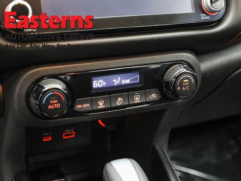 Used 2024 Nissan Kicks SR image 33