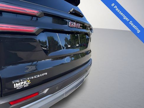 Used 2025 GMC Acadia Elevation FWD image 37