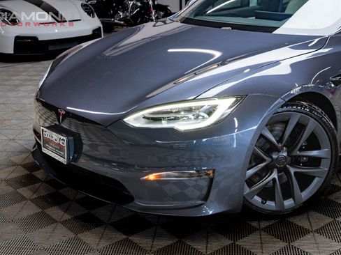 Used 2022 Tesla Model S Plaid AWD/4WD image 9