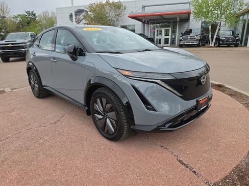 Used 2024 Nissan Ariya AWD image 7