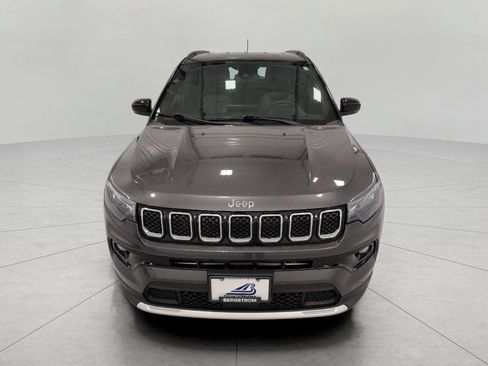 Used 2023 Jeep Compass Limited AWD/4WD image 13