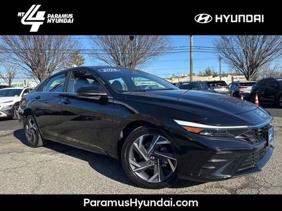 Certified 2025 Hyundai Elantra SEL w/ Cargo Package