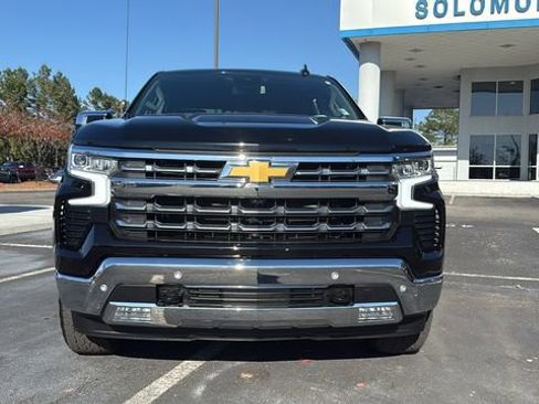Used 2024 Chevrolet Silverado 1500 LTZ image 2
