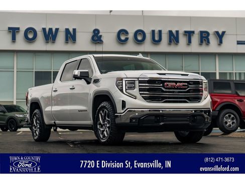 Used 2024 GMC Sierra 1500 SLT w/ SLT Premium Plus Package image 1