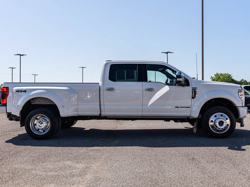 Certified 2022 Ford F450 Platinum AWD/4WD image 8