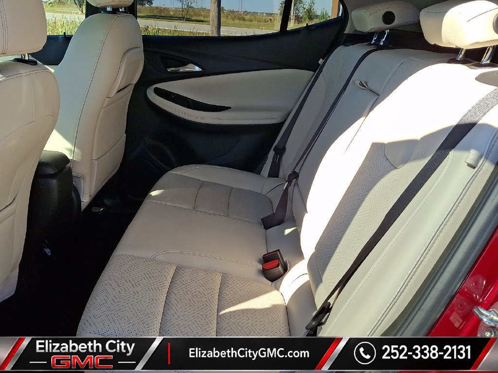 Used 2021 Buick Encore GX Essence w/ Advanced Technology Package FWD image 12