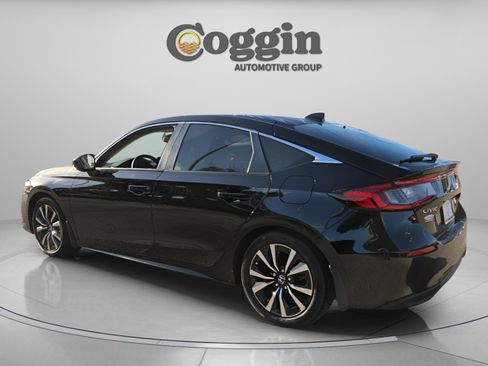 Used 2024 Honda Civic EX-L image 3
