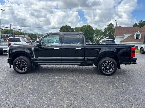 Used 2024 Ford F250 Platinum AWD/4WD image 4