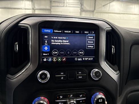 Used 2020 GMC Sierra 1500 SLT w/ SLT Premium Plus Package AWD/4WD image 12
