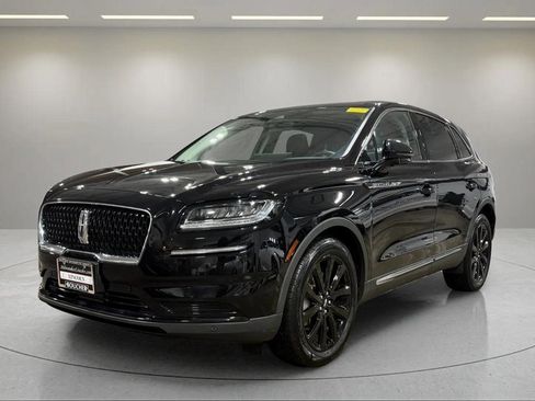 Certified 2021 Lincoln Nautilus Reserve w/ Equipment Group 201A image 18