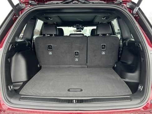 New 2025 Jeep Grand Cherokee Limited w/ Trailer Tow Package image 35