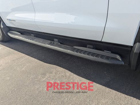 Used 2024 Chevrolet Silverado EV W/T AWD/4WD image 16