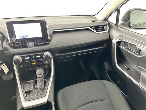 Used 2024 Toyota RAV4 LE image 22