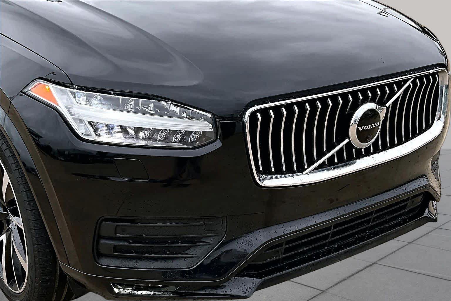 Used 2022 Volvo XC90 T6 Momentum w/ Advanced Package AWD/4WD image 14