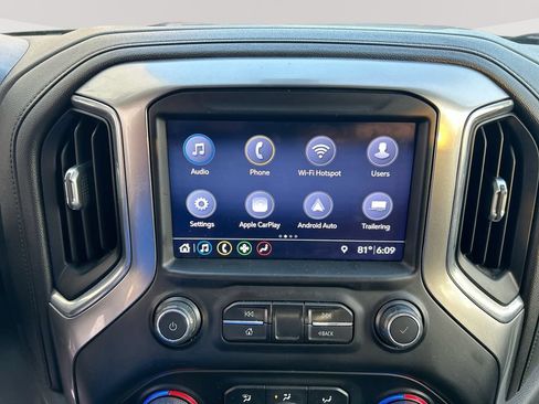 Used 2019 Chevrolet Silverado 1500 RST AWD/4WD image 16