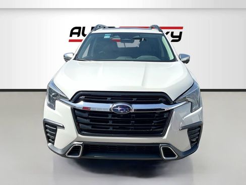 Used 2023 Subaru Ascent Touring AWD/4WD image 2