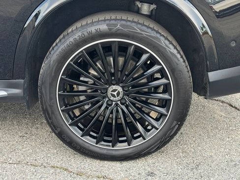 Used 2024 Mercedes-Benz GLC 300 4MATIC image 15