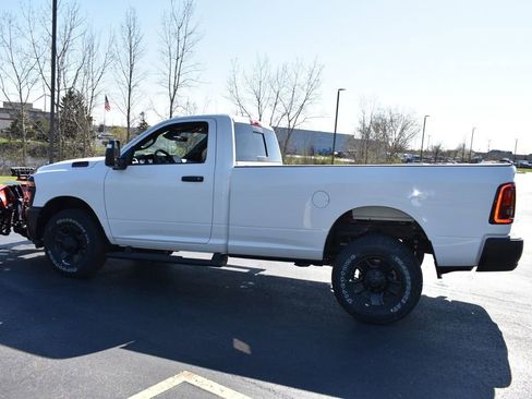 New 2026 RAM 2500 Tradesman AWD/4WD image 10