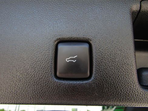 Used 2021 Ford Escape SEL w/ Technology Package AWD/4WD image 8