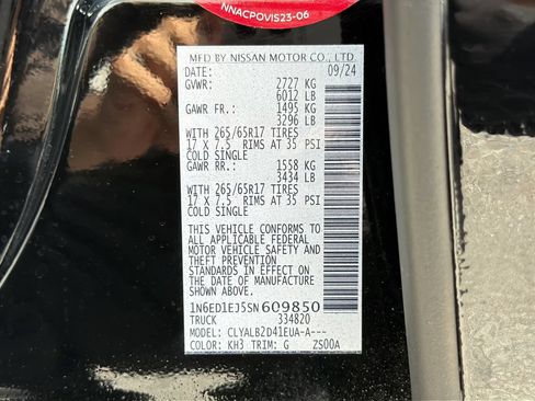 Certified 2025 Nissan Frontier SV RWD image 40