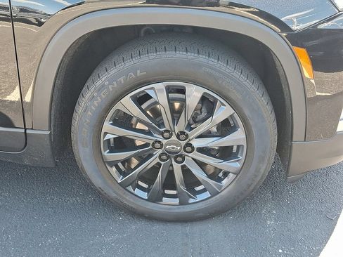 Certified 2023 Chevrolet Traverse RS w/ LPO, Floor Liner Package AWD/4WD image 8
