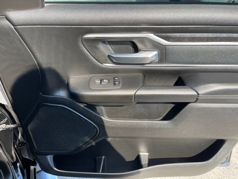 Used 2022 RAM 1500 Big Horn AWD/4WD image 18