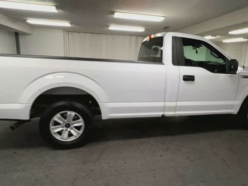 Used 2018 Ford F150 XL w/ Equipment Group 101A Mid RWD image 9