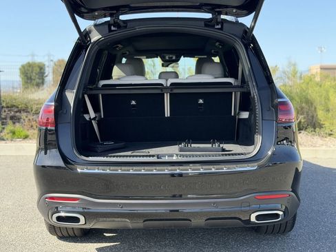 New 2026 Mercedes-Benz GLS 450 4MATIC image 13