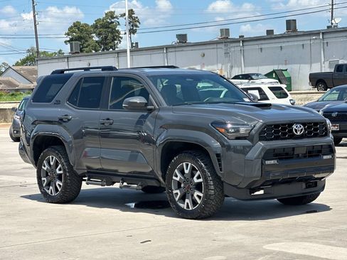 Certified 2025 Toyota 4Runner TRD Sport AWD/4WD image 8