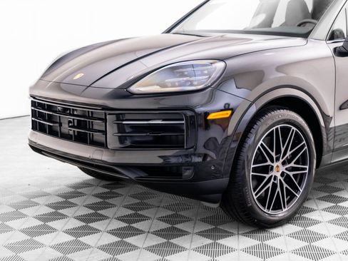 New 2026 Porsche Cayenne AWD/4WD image 40